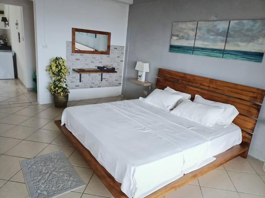 Surf House Holidays Ruisseau Creole Eksteriør billede